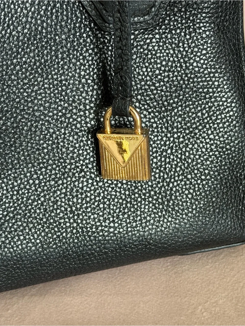 MICHAEL KORS⭐️🖤 Mercer Black Leather Crossbody